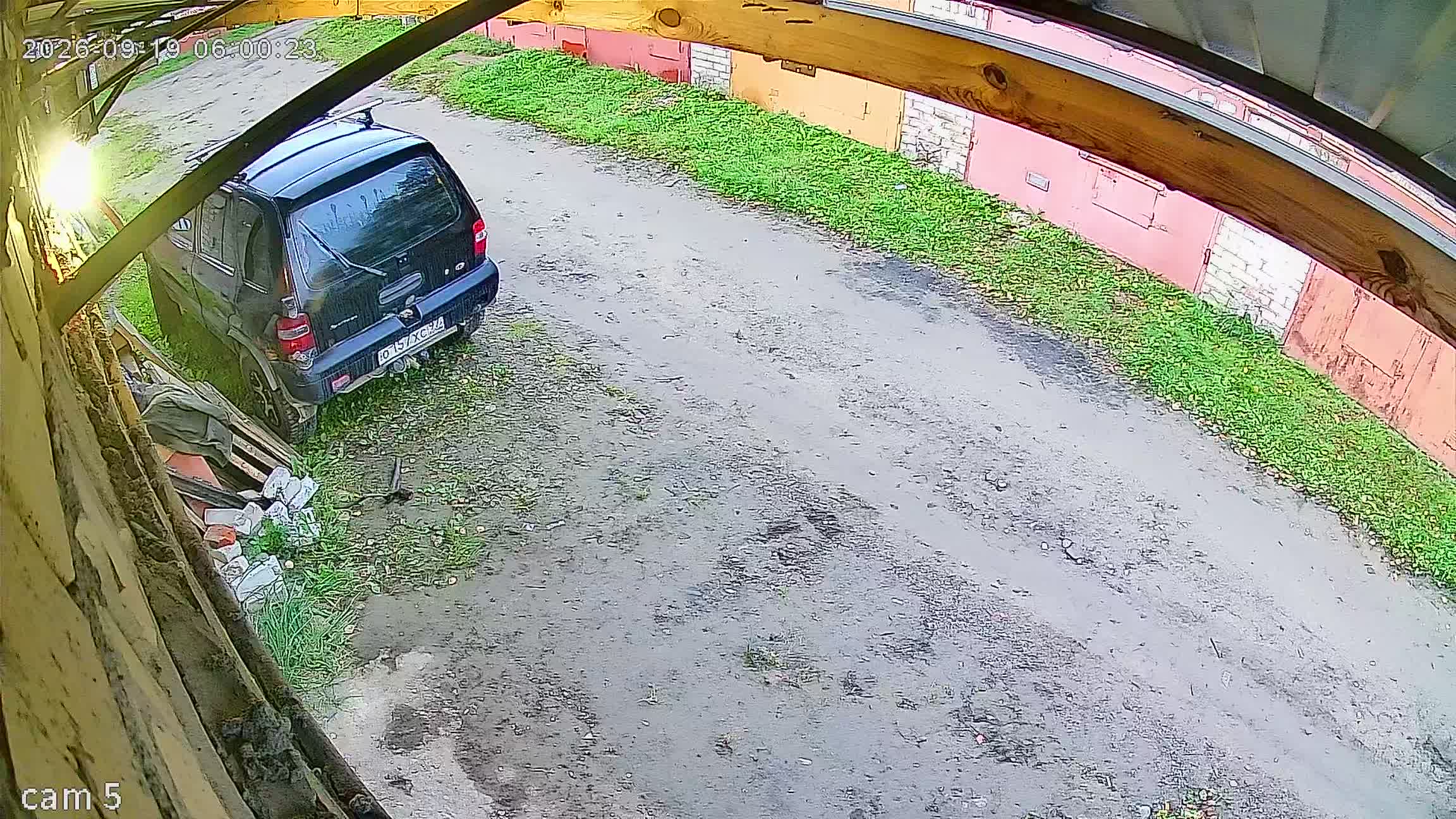 Камера 1 — 19.09.2026 03:00:23