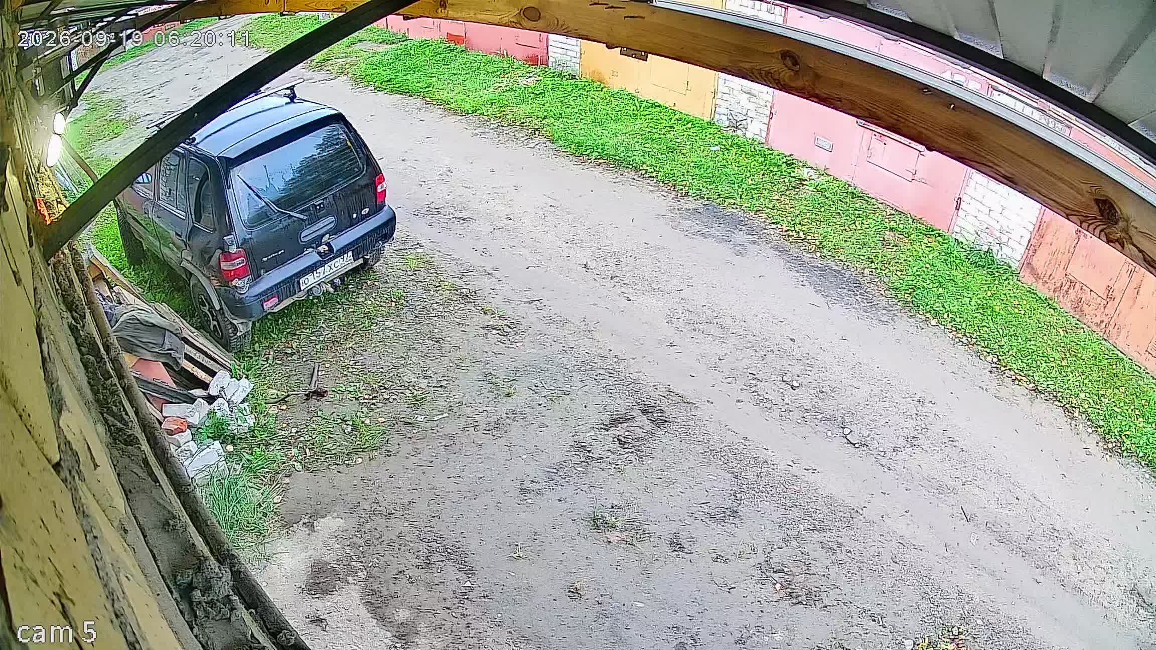Камера 1 — 19.09.2026 03:20:10