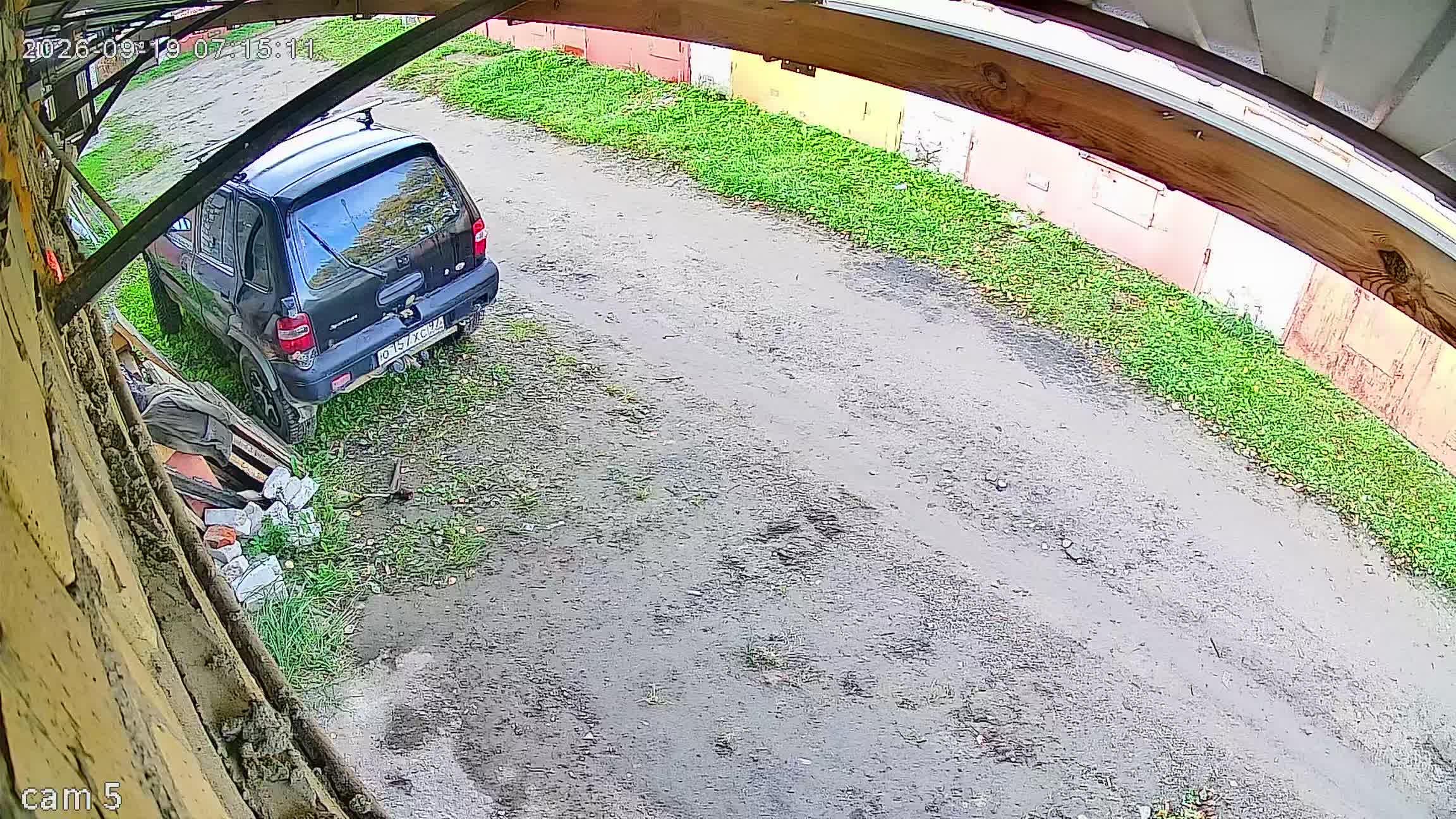 Камера 1 — 19.09.2026 04:15:10