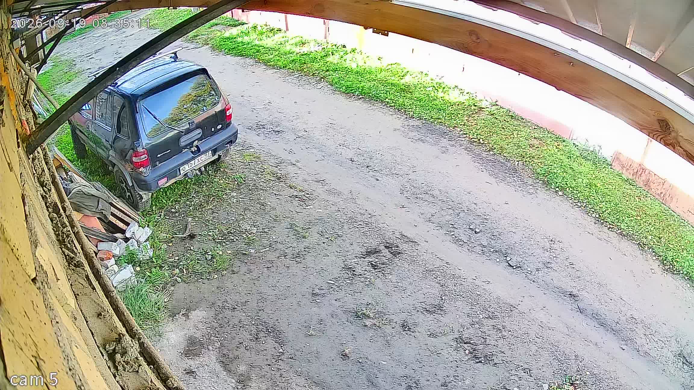 Камера 1 — 19.09.2026 05:35:10