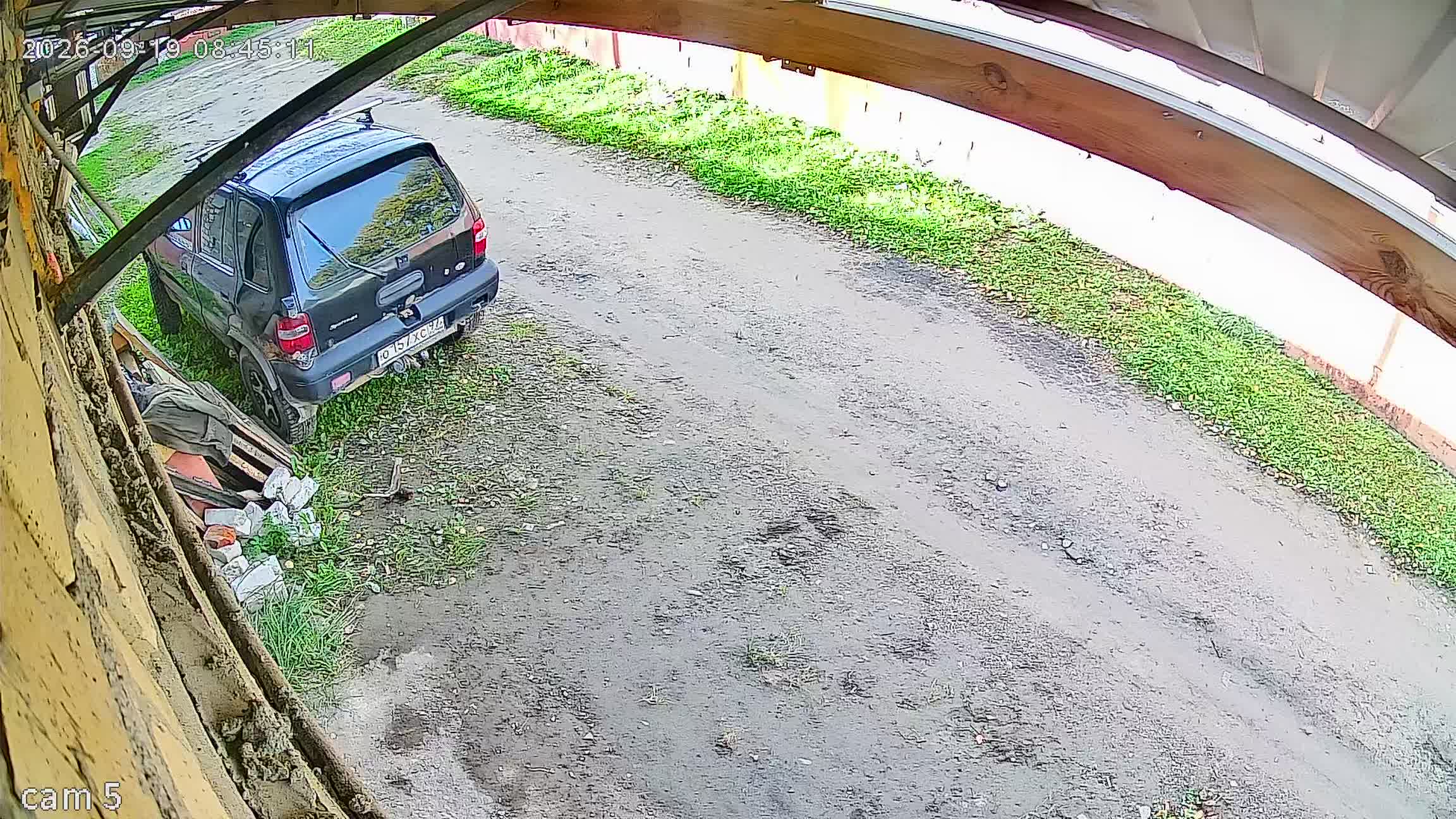 Камера 1 — 19.09.2026 05:45:10