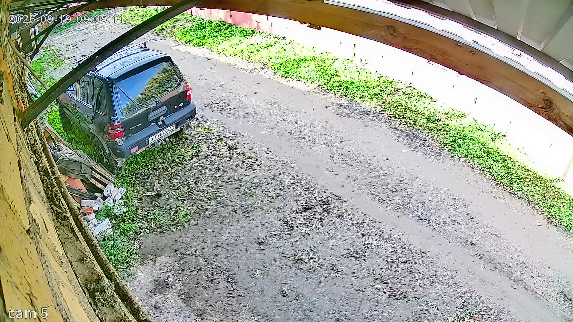Камера 1 — 19.09.2026 06:05:10