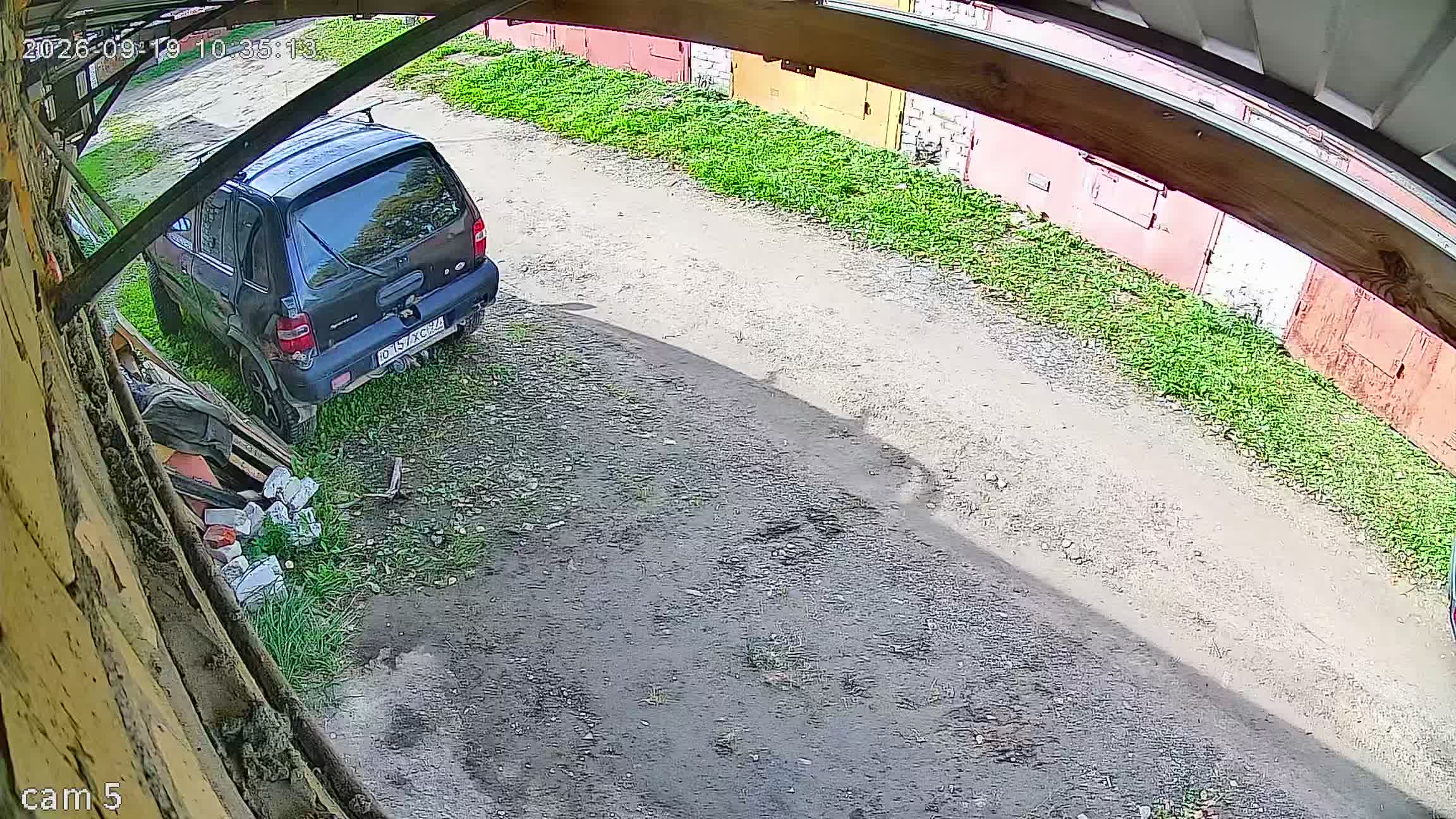 Камера 1 — 19.09.2026 07:35:11