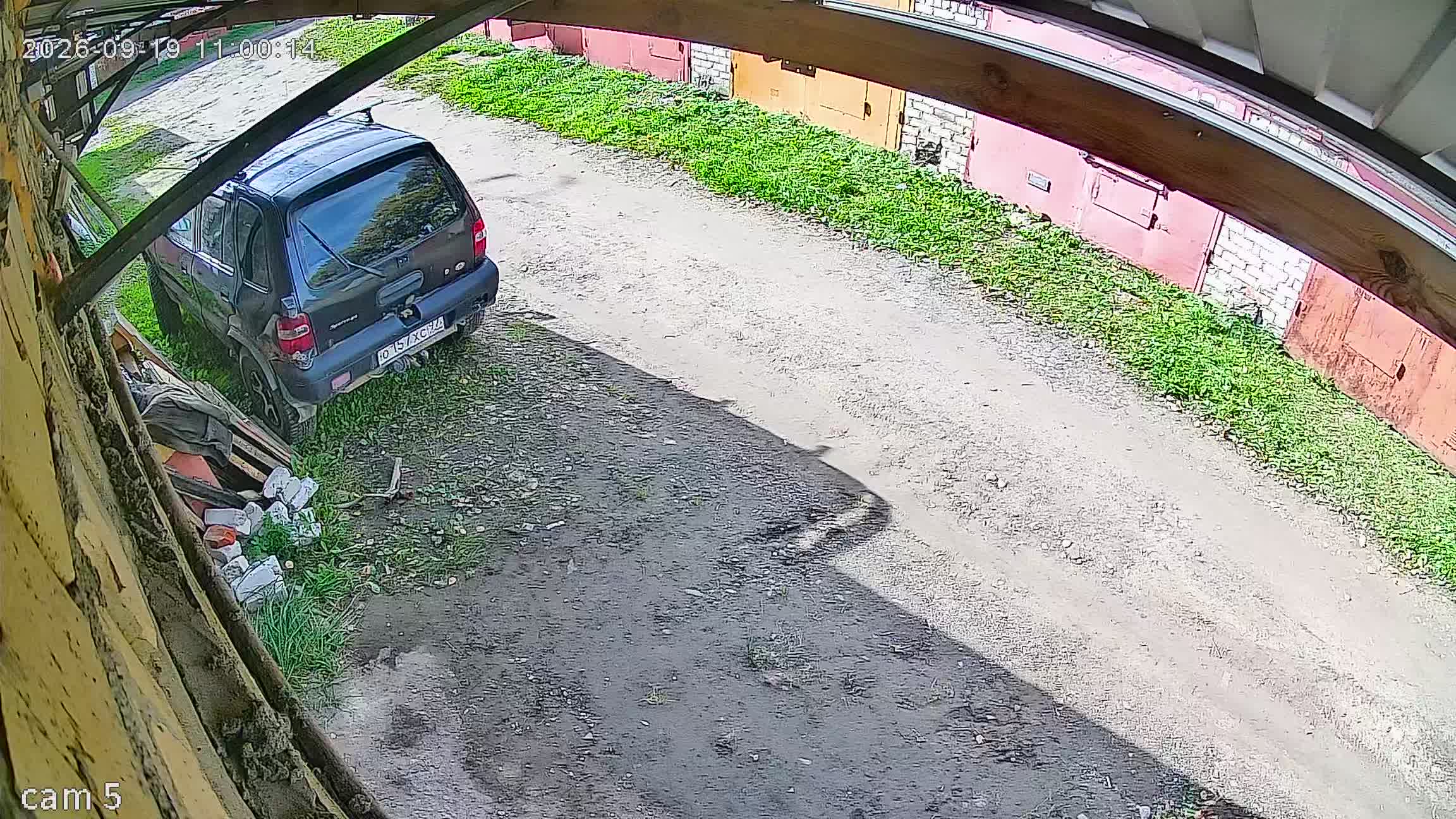 Камера 1 — 19.09.2026 08:00:12