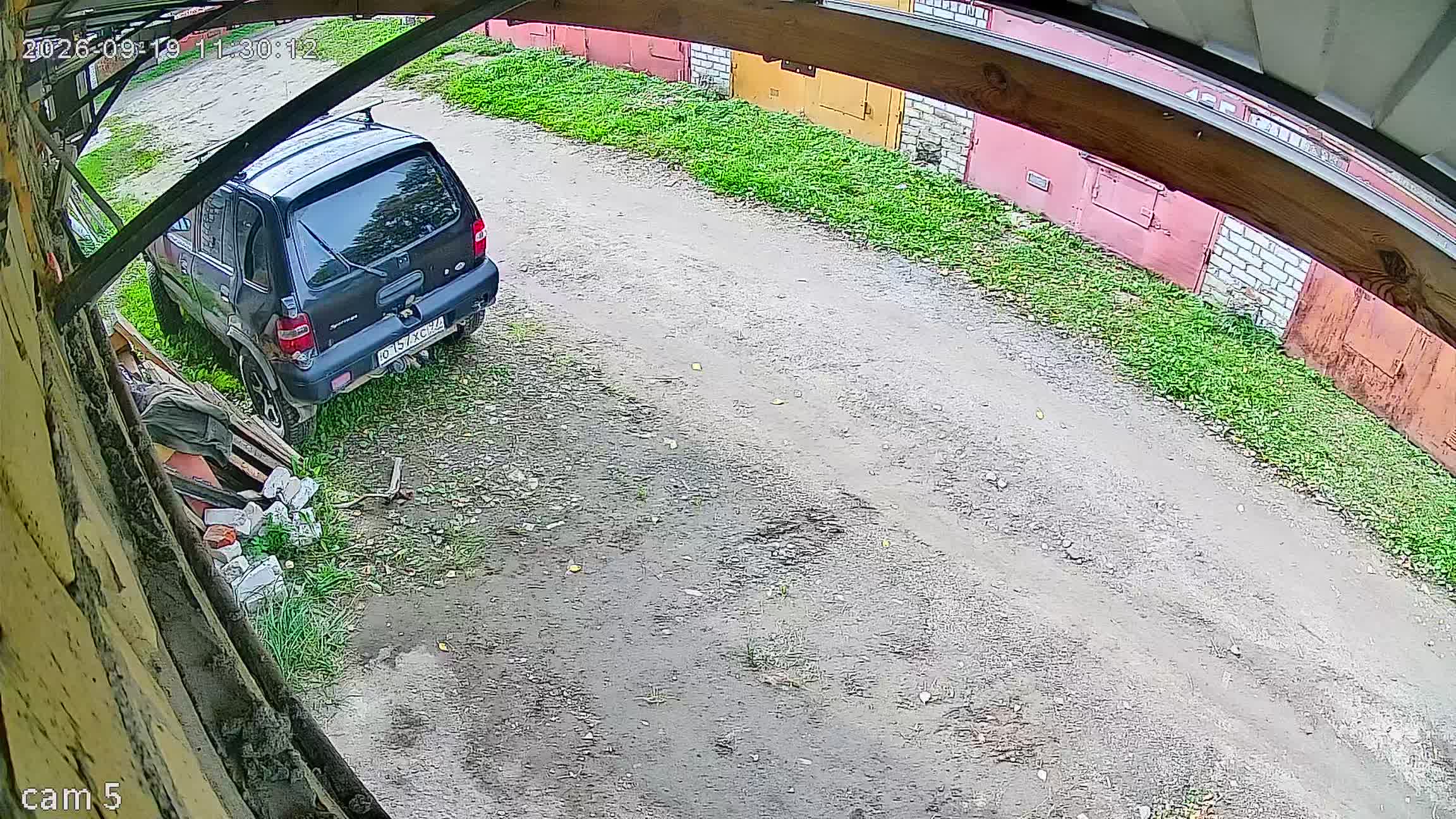 Камера 1 — 19.09.2026 08:30:11