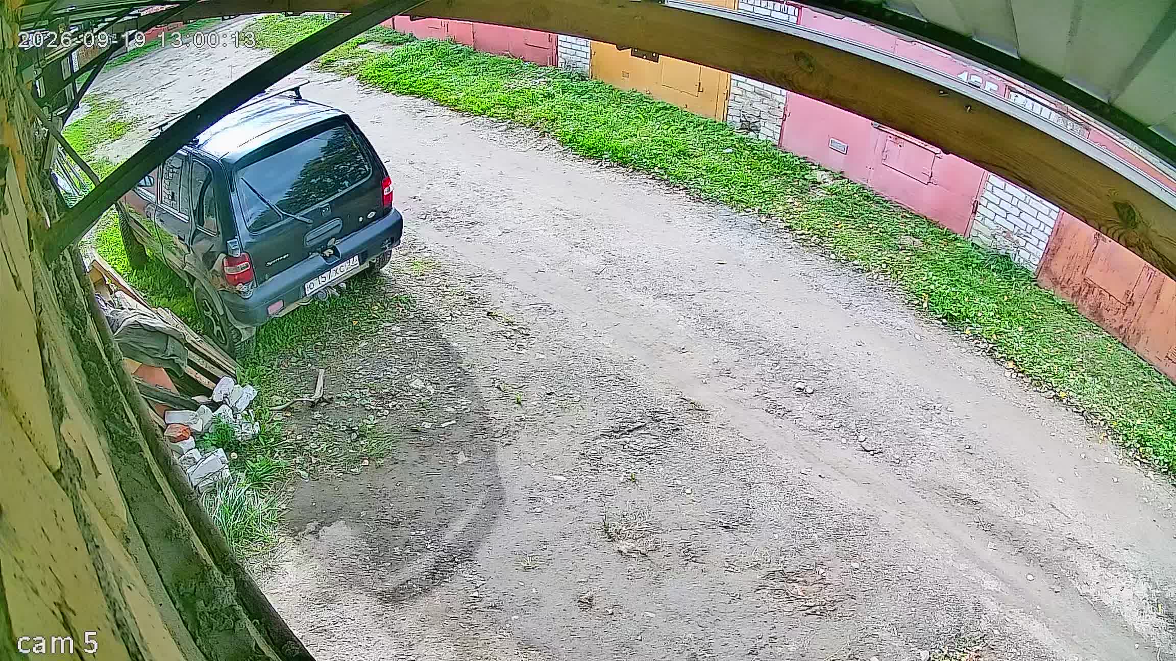 Камера 1 — 19.09.2026 10:00:12