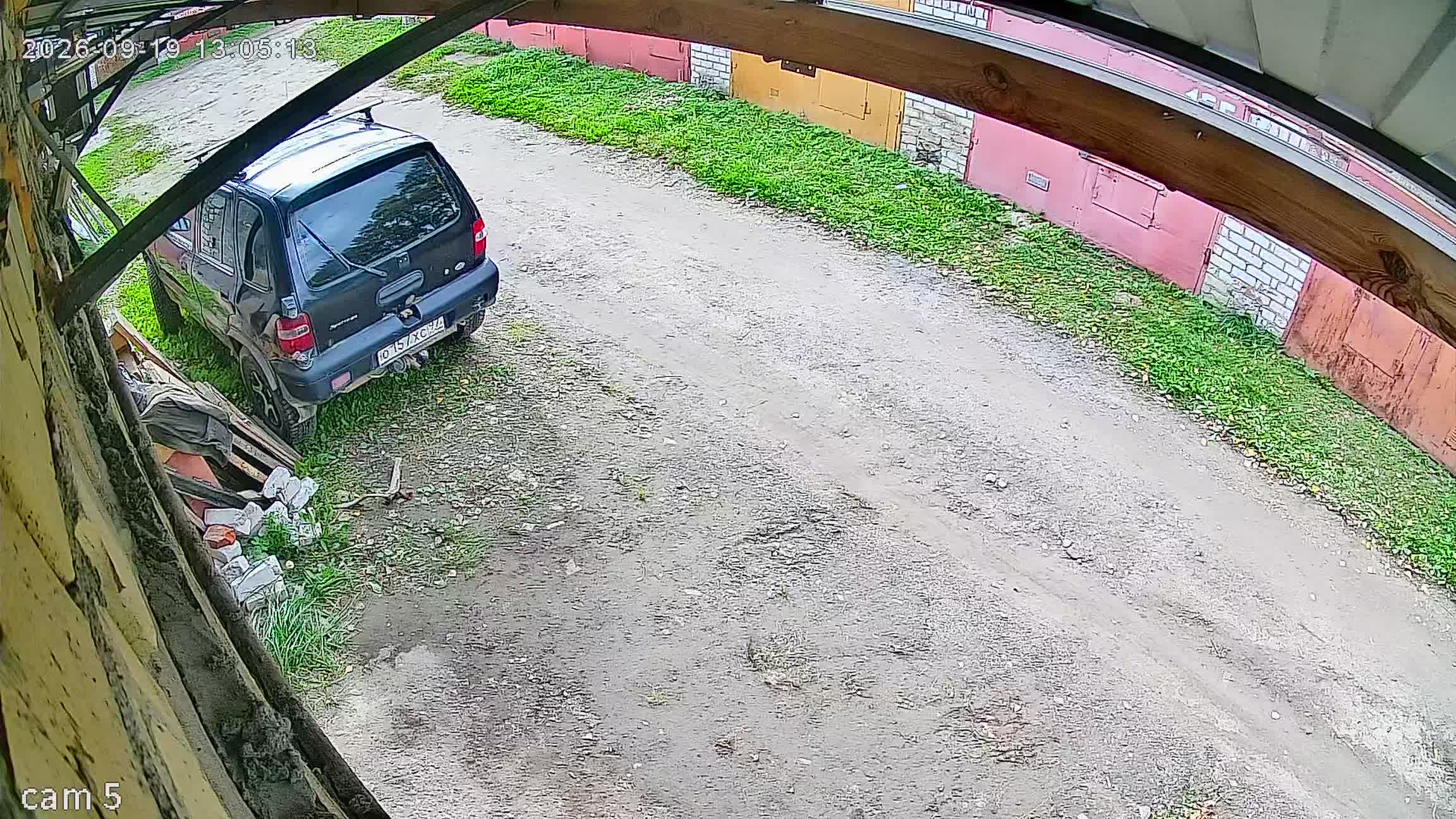 Камера 1 — 19.09.2026 10:05:11