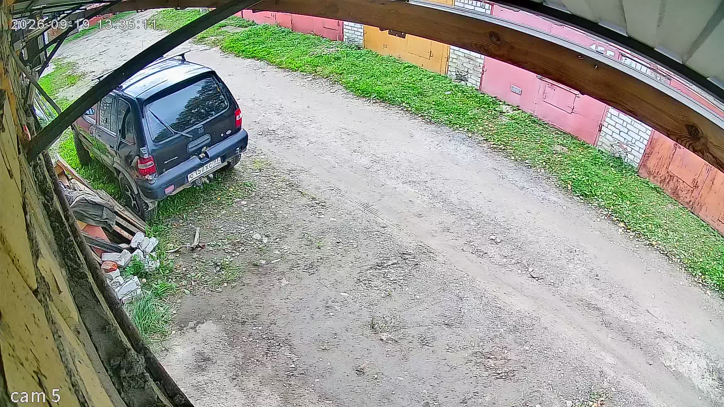 Камера 1 — 19.09.2026 10:35:10