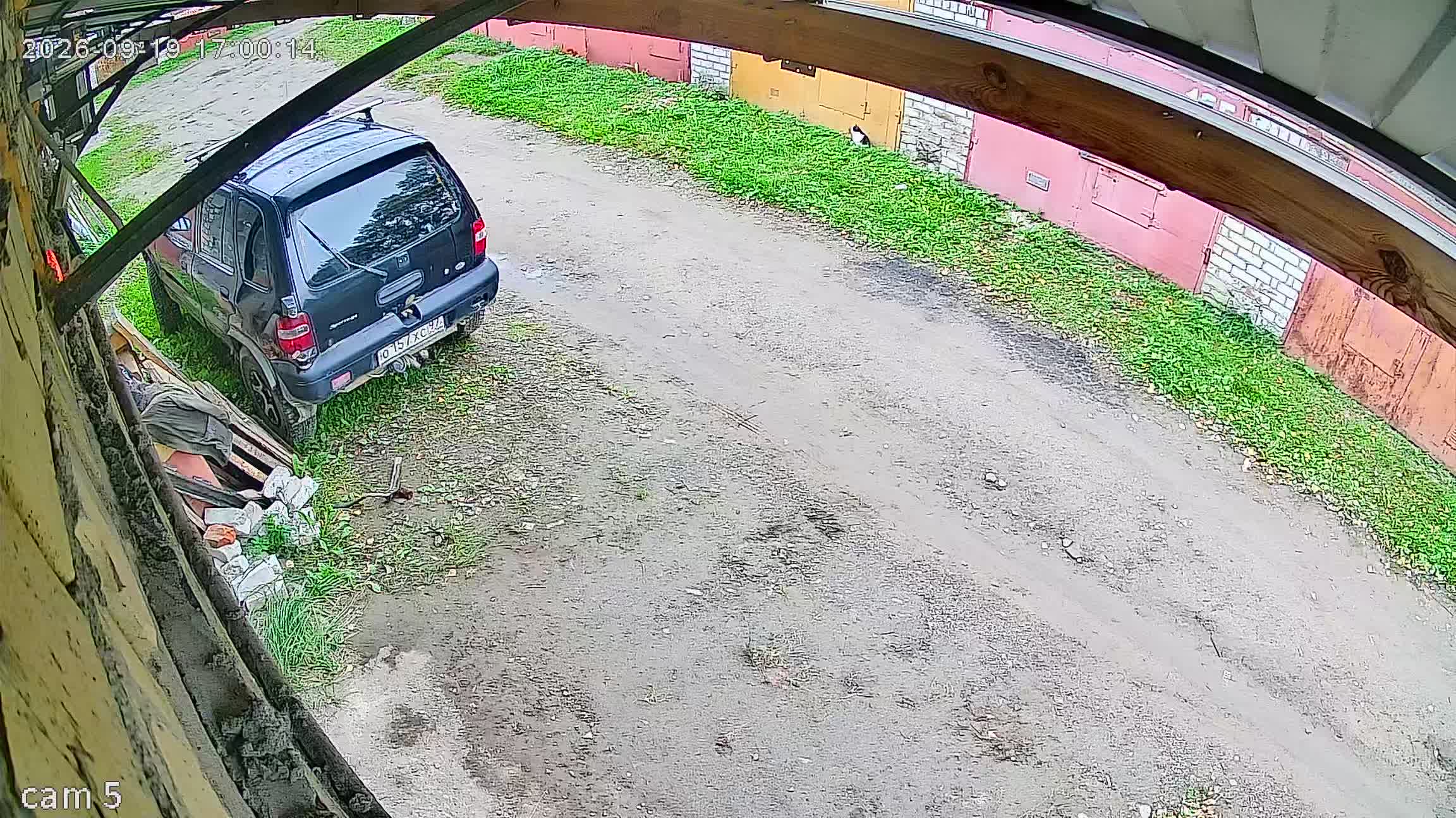 Камера 1 — 19.09.2026 14:00:11