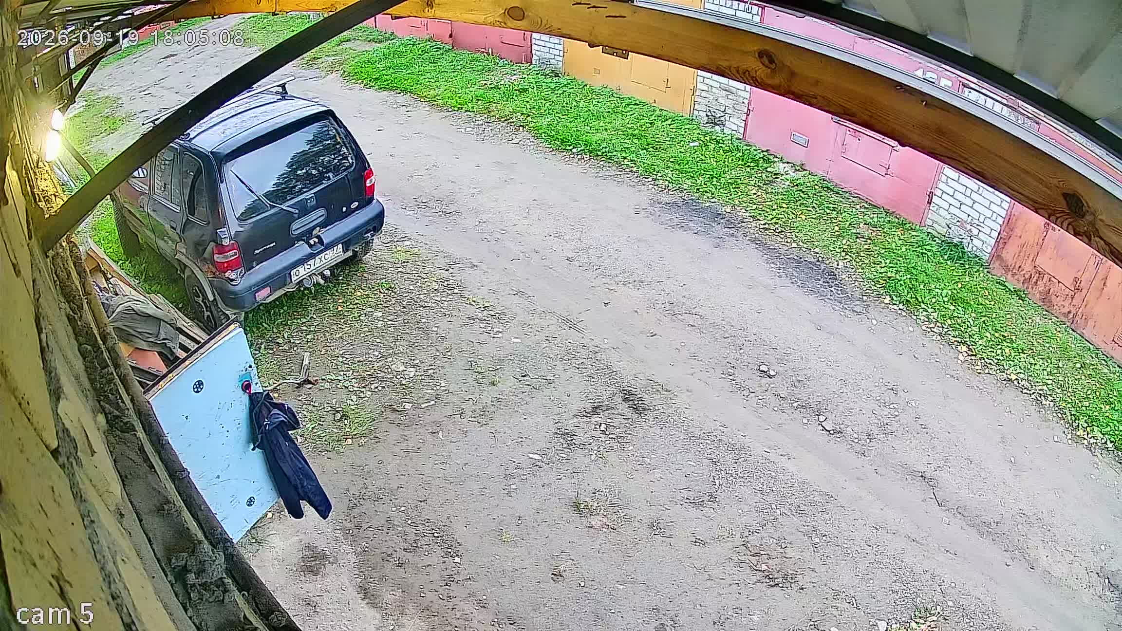 Камера 1 — 19.09.2026 15:05:10