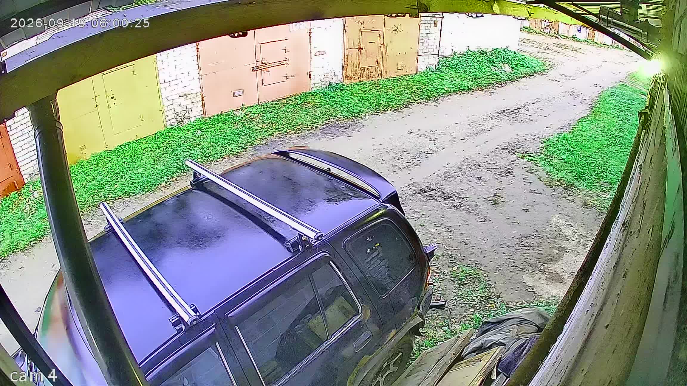 Камера 2 — 19.09.2026 03:00:25