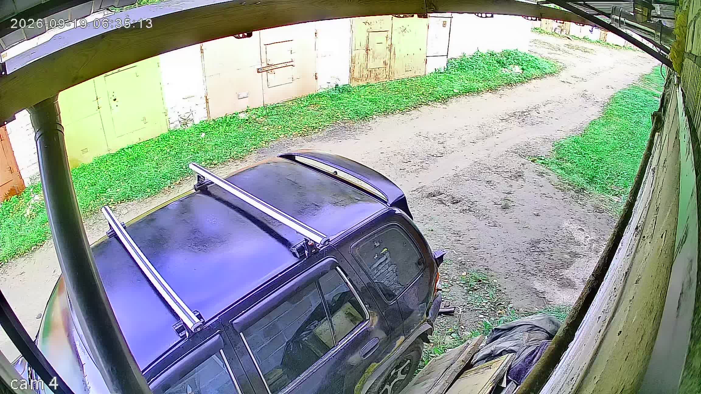Камера 2 — 19.09.2026 03:35:12
