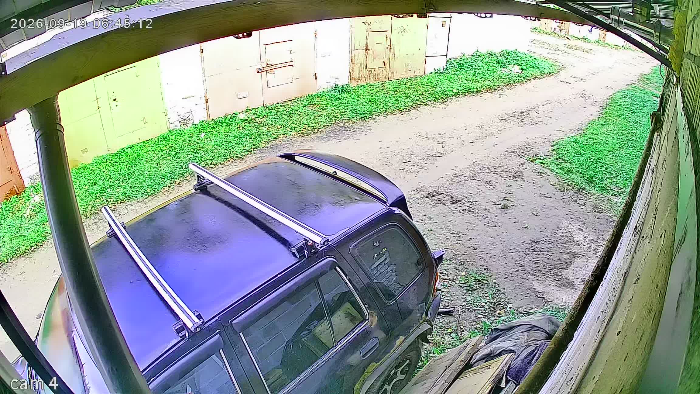 Камера 2 — 19.09.2026 03:45:11