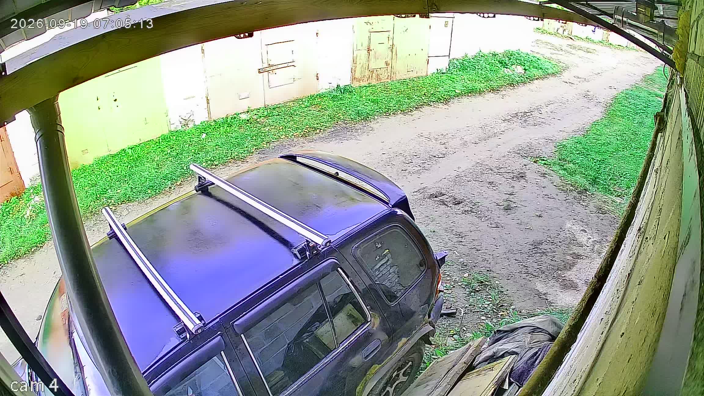 Камера 2 — 19.09.2026 04:05:12