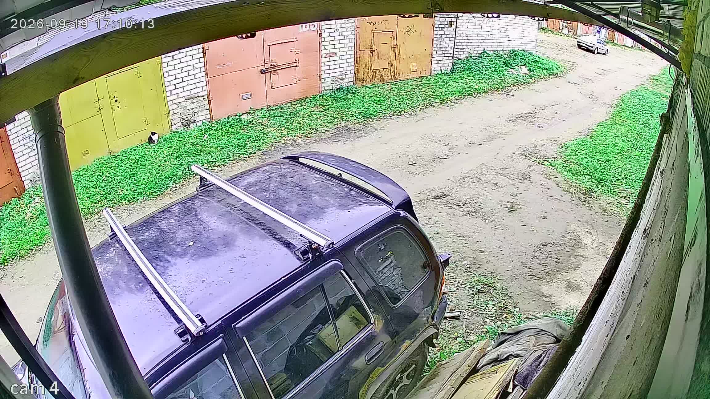 Камера 2 — 19.09.2026 14:10:12