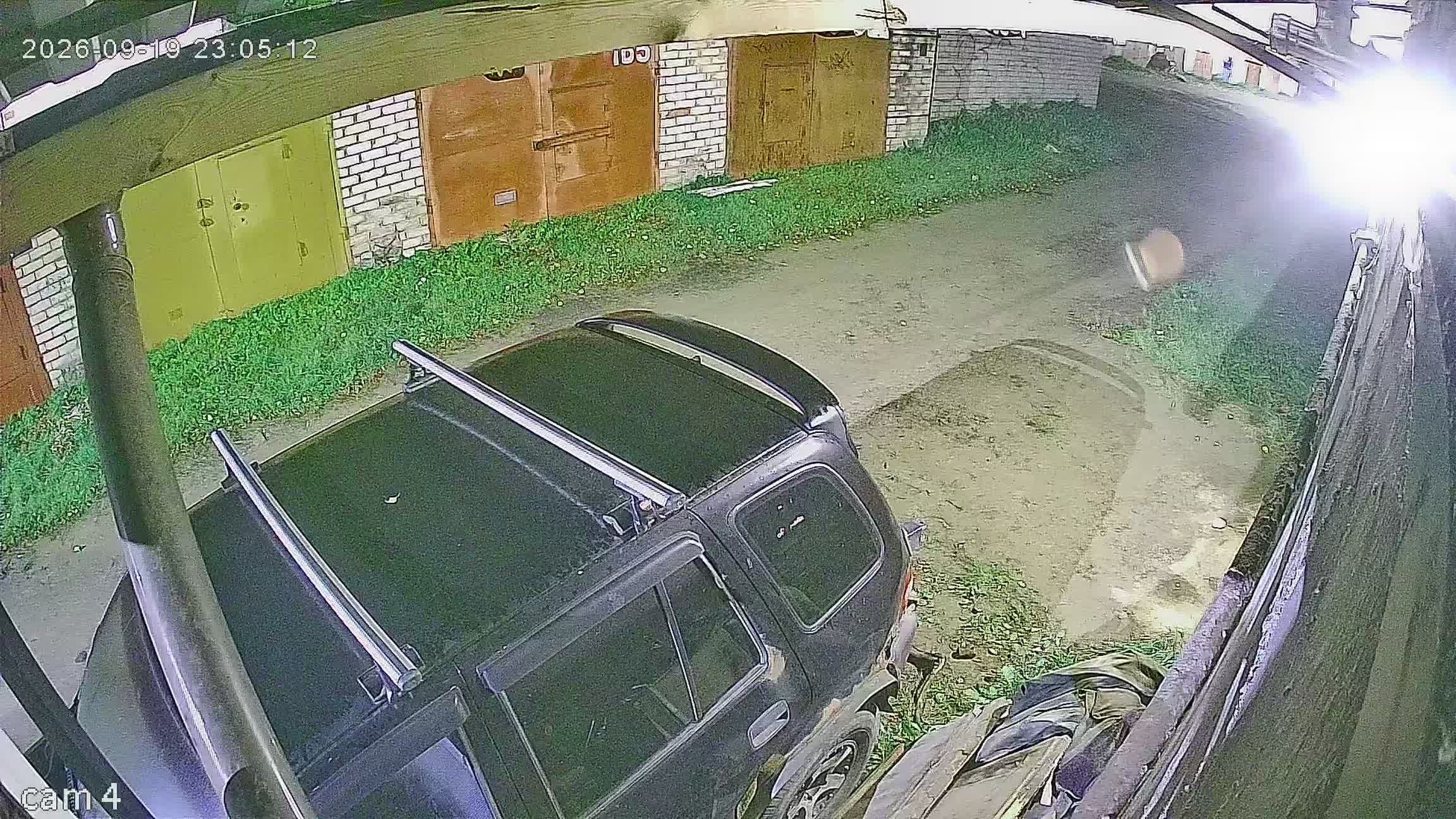 Камера 2 — 19.09.2026 20:05:15